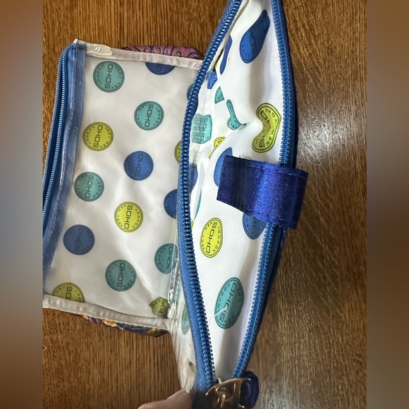 Makeup Bag - Picture 3 of 4